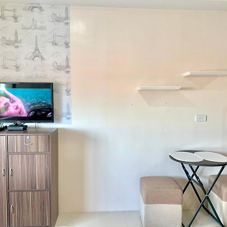 The Persimmon Studios Near Ayala And Sm City Cebu ห้อง รูปภาพ