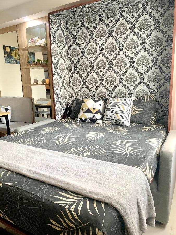 The Persimmon Studios Near Ayala And Sm City Cebu ภายนอก รูปภาพ
