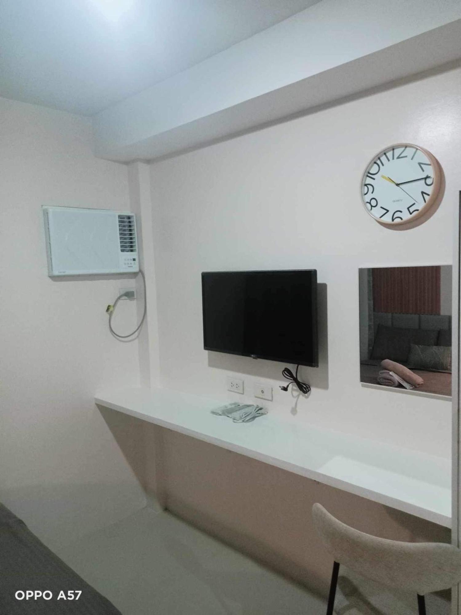 The Persimmon Studios Near Ayala And Sm City Cebu ห้อง รูปภาพ