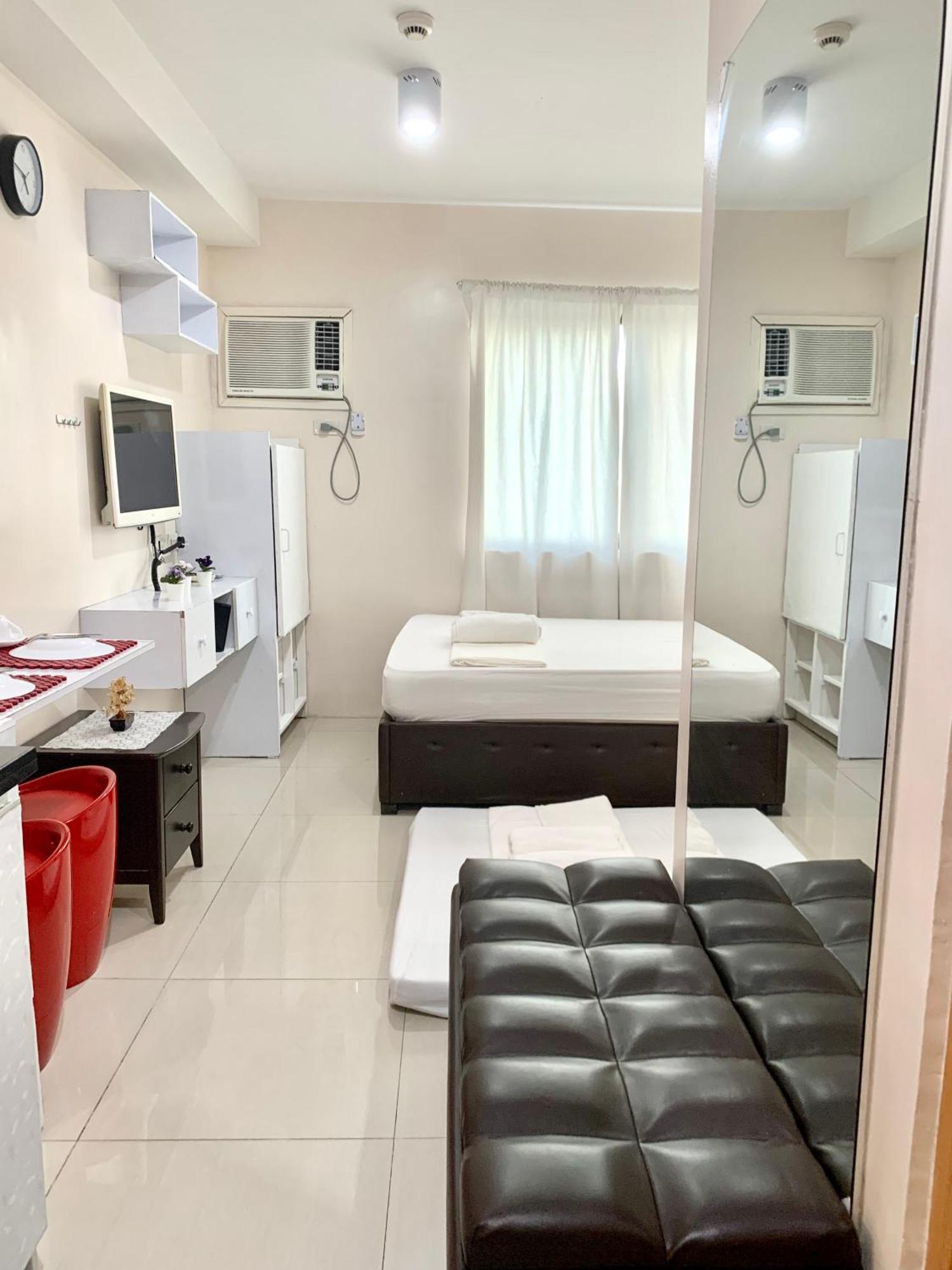 The Persimmon Studios Near Ayala And Sm City Cebu ห้อง รูปภาพ