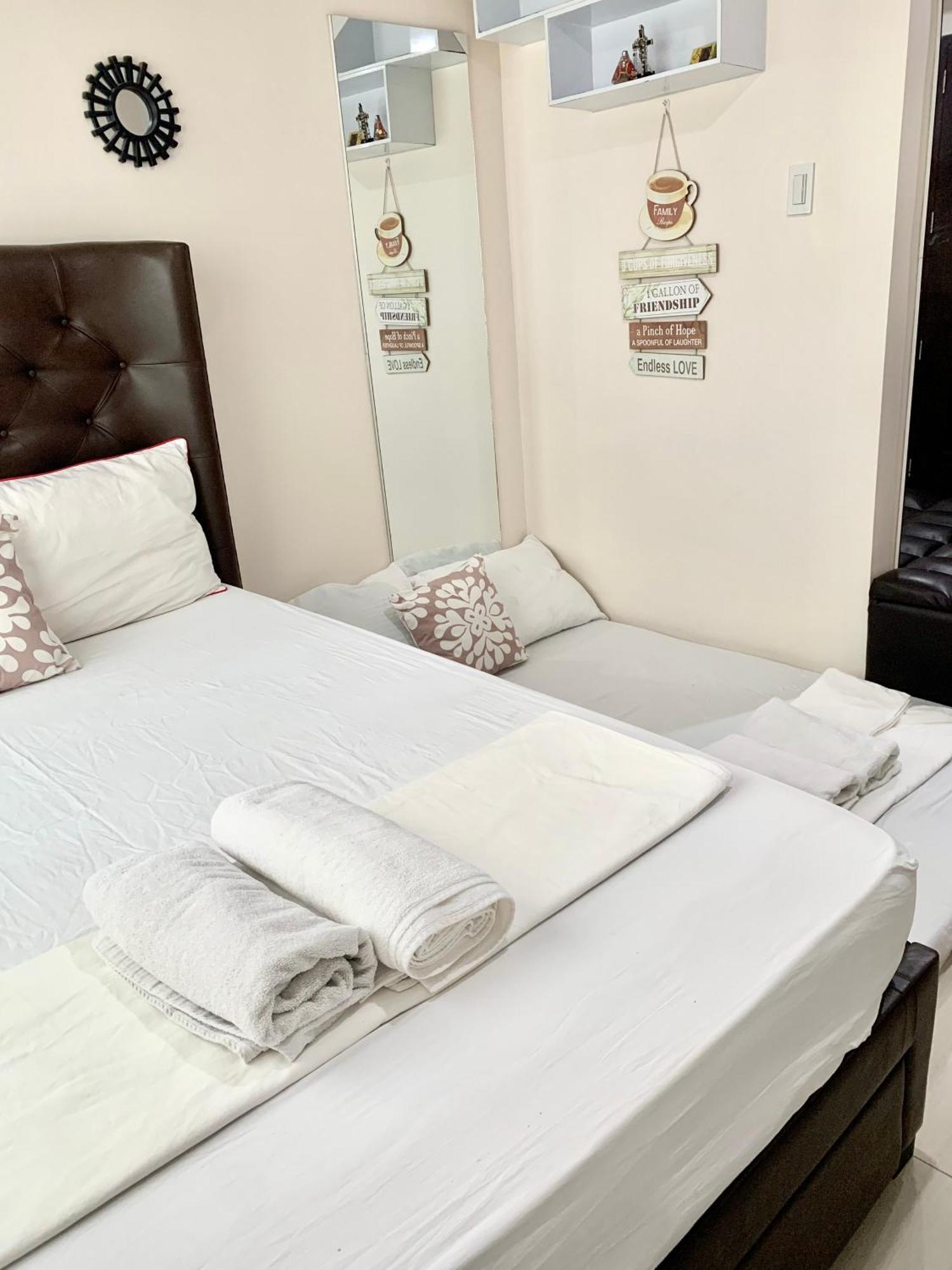 The Persimmon Studios Near Ayala And Sm City Cebu ห้อง รูปภาพ
