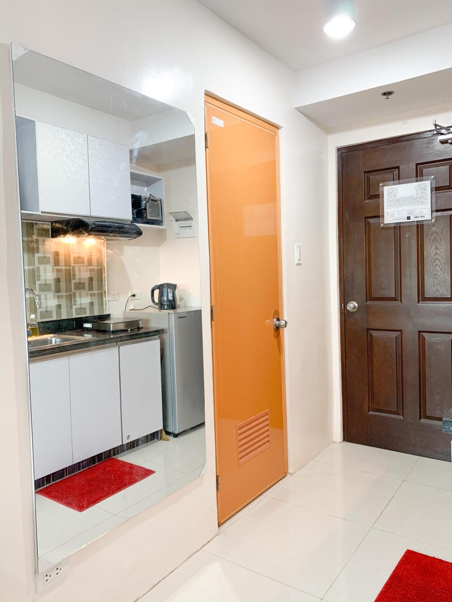 The Persimmon Studios Near Ayala And Sm City Cebu ห้อง รูปภาพ