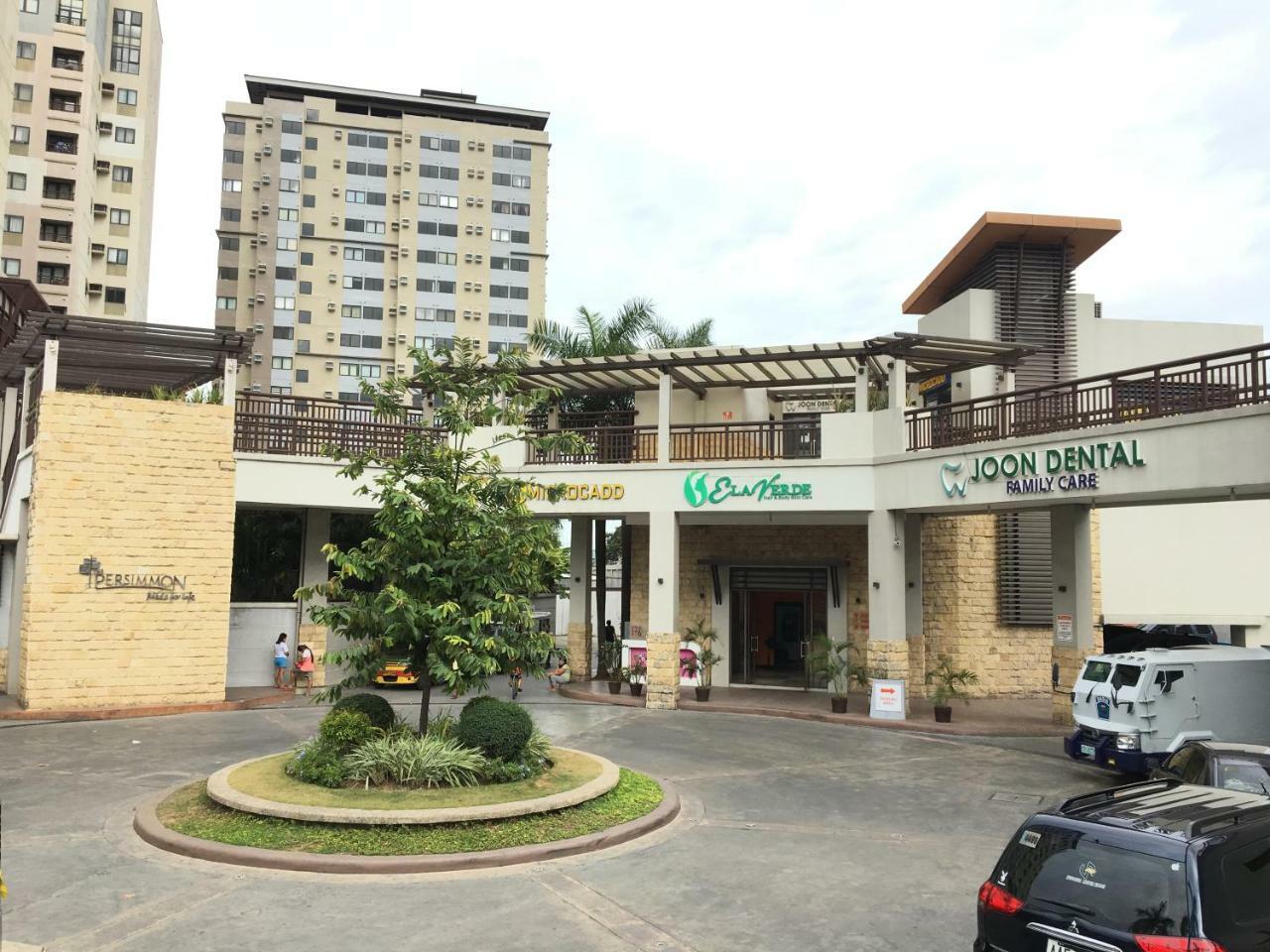 The Persimmon Studios Near Ayala And Sm City Cebu ภายนอก รูปภาพ